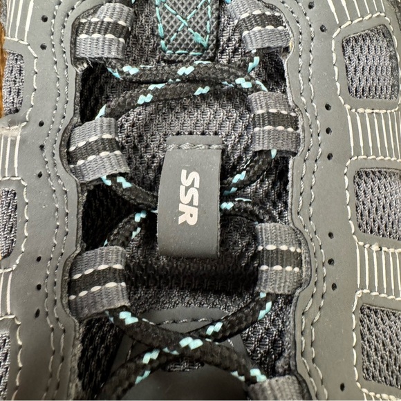 Bontrager SSR Multisport Cycling Shoes Women’s 8.5 - Picture 3 of 9